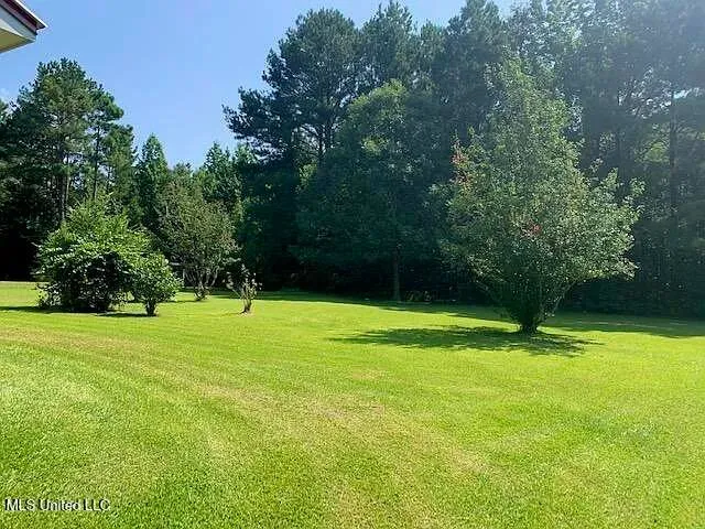 $105,000 | 807 East John C Stennis Drive, Louisville, MS 39339