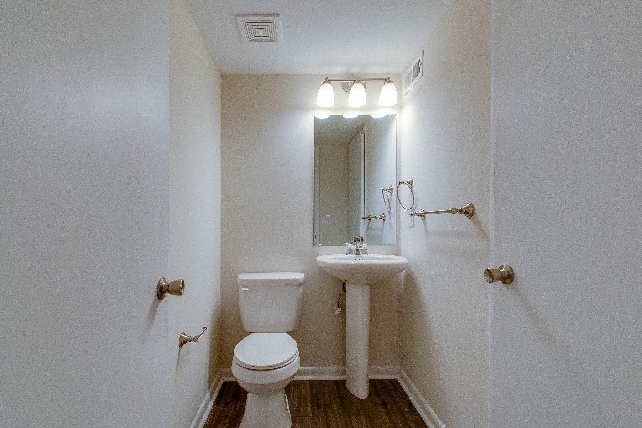 110 Bellevue Road, Unit 14 Nashville, TN 37221 - Photo 14 of 24 Gallery Image 14