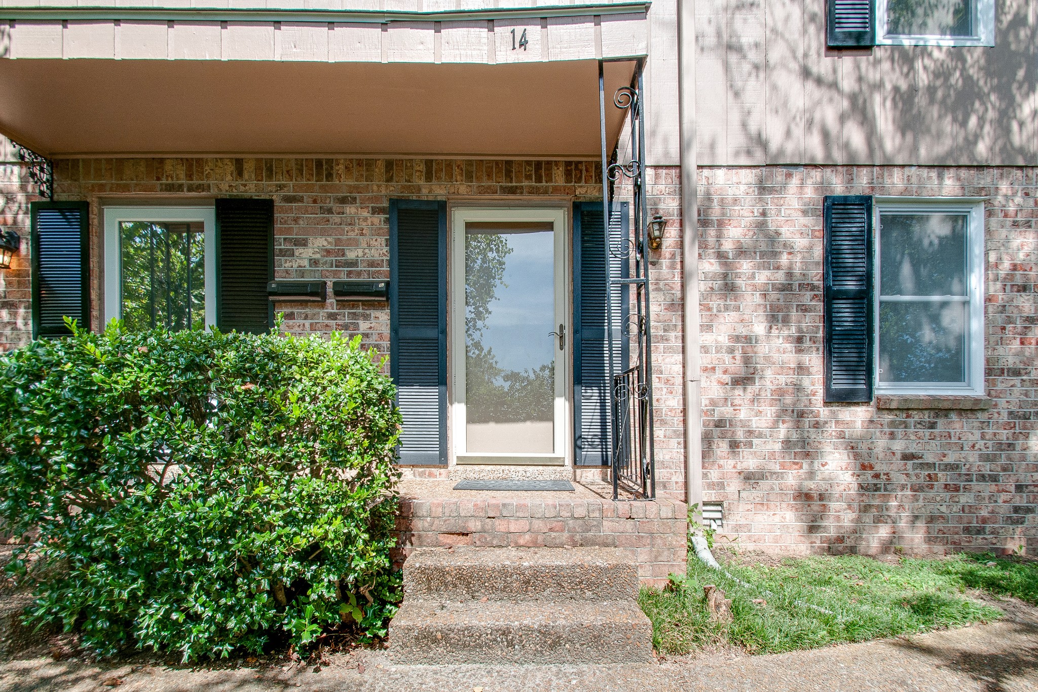 110 Bellevue Road, Unit 14 Nashville, TN 37221 - Photo 4 of 24 Gallery Image 4