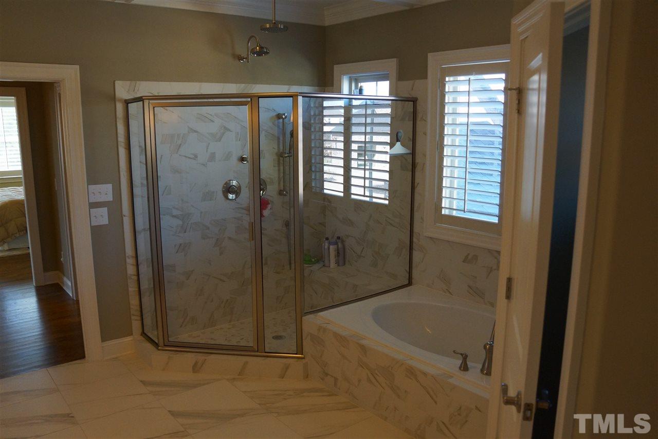 5022 Clyden Cove Raleigh, NC 27612 - Photo 12 of 24 Gallery Image 12
