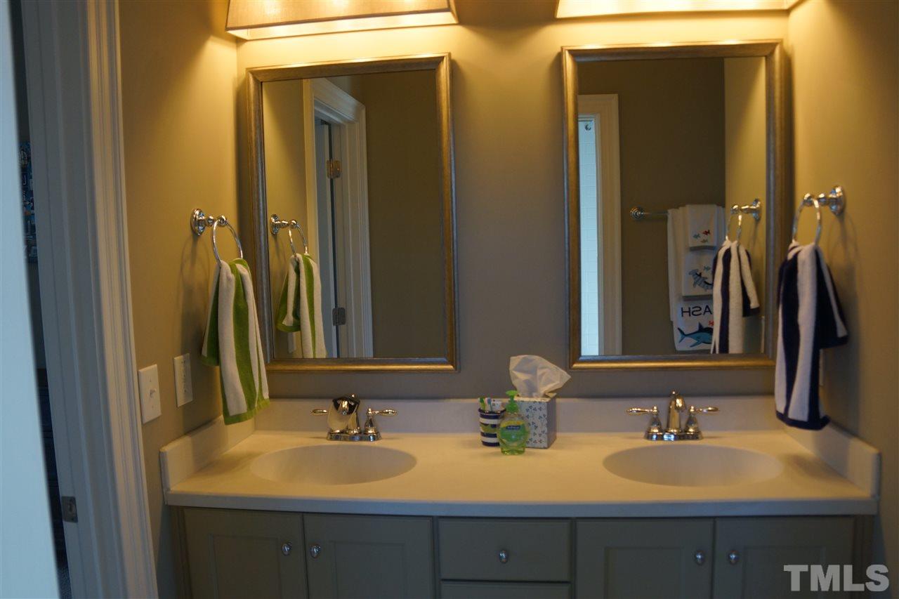 5022 Clyden Cove Raleigh, NC 27612 - Photo 18 of 24 Gallery Image 18