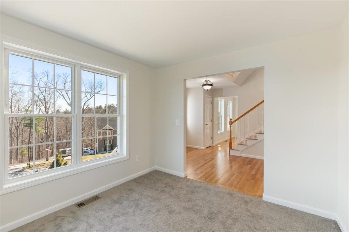 35 Longview Circle Pelham, NH 03076 - Photo 11 of 26