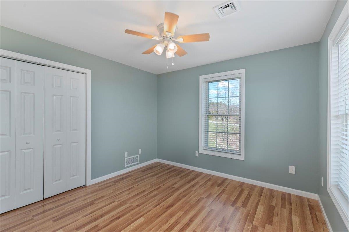 35 Longview Circle Pelham, NH 03076 - Photo 13 of 26