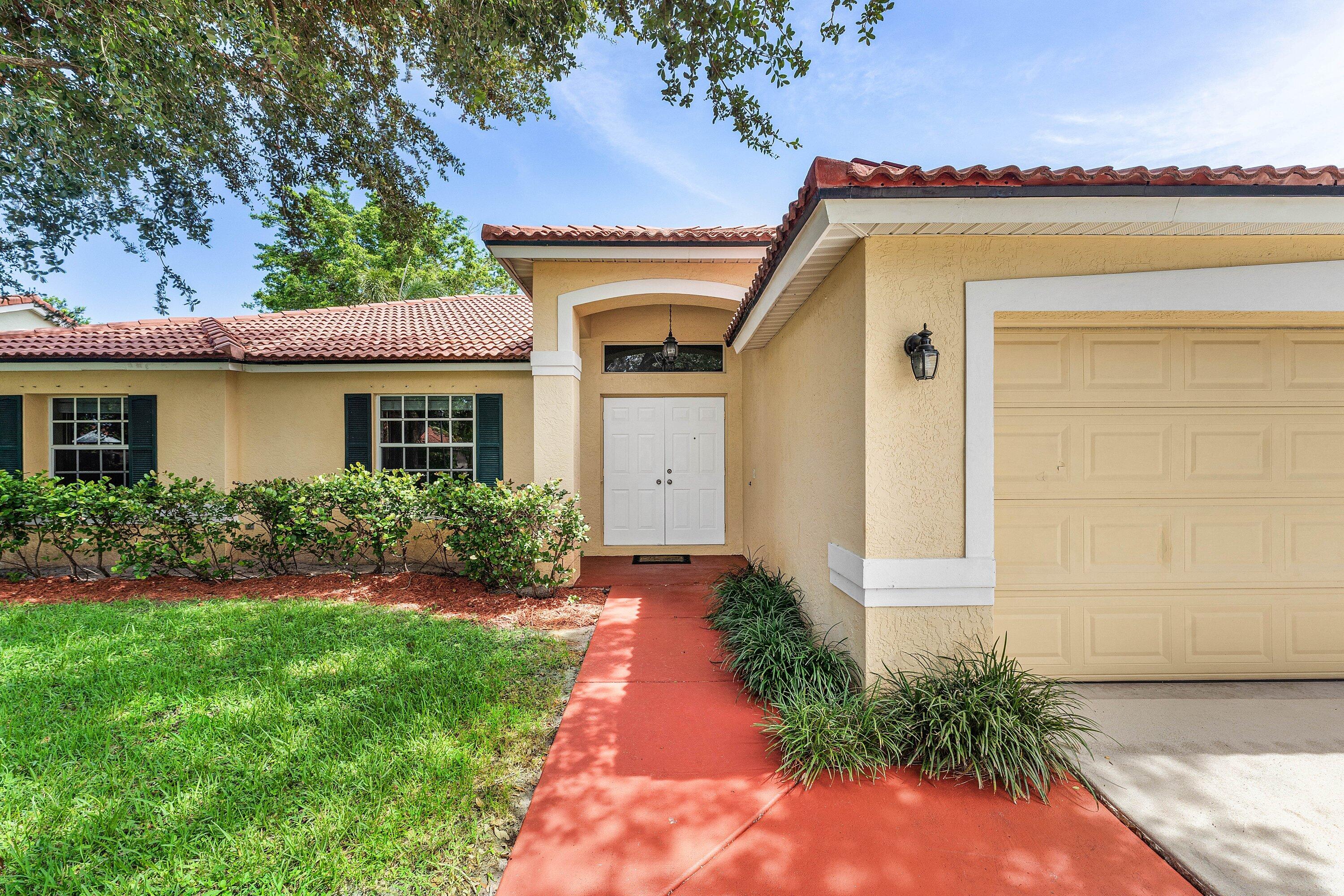 4824 South Lee Road Delray Beach, FL 33445 - Photo 3 of 23 004-4824SouthLeeRoad-DelrayBeach-FL-3344