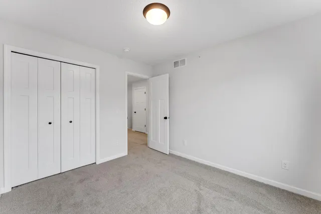 $323,000 | 2818 Kepler Avenue Northeast, St. Michael, MN 55376