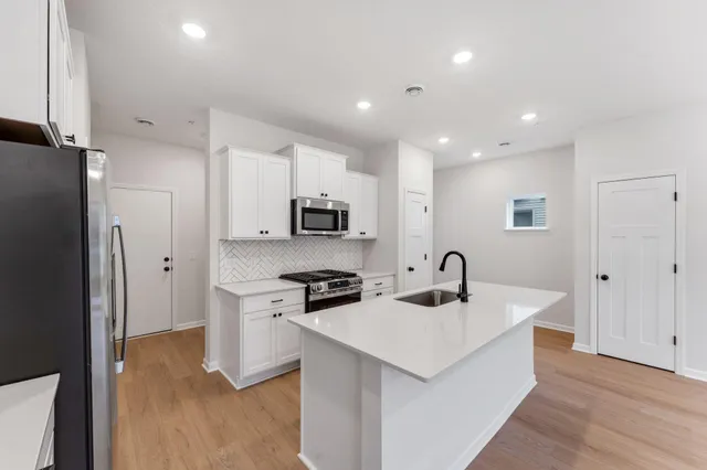 $323,000 | 2818 Kepler Avenue Northeast, St. Michael, MN 55376