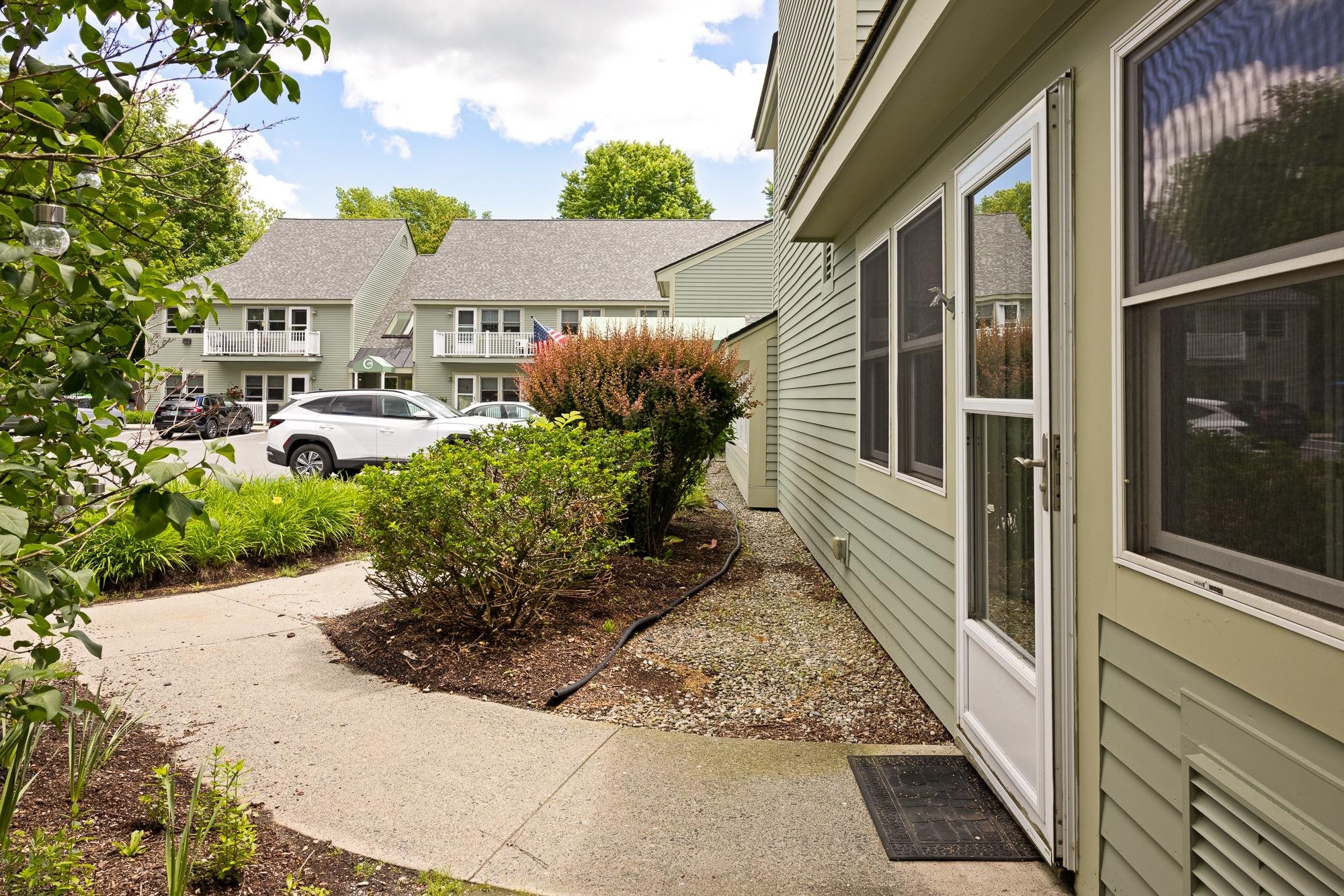 53 Lyme Road, Unit 10 Hanover, NH 03755 - Photo 29 of 32