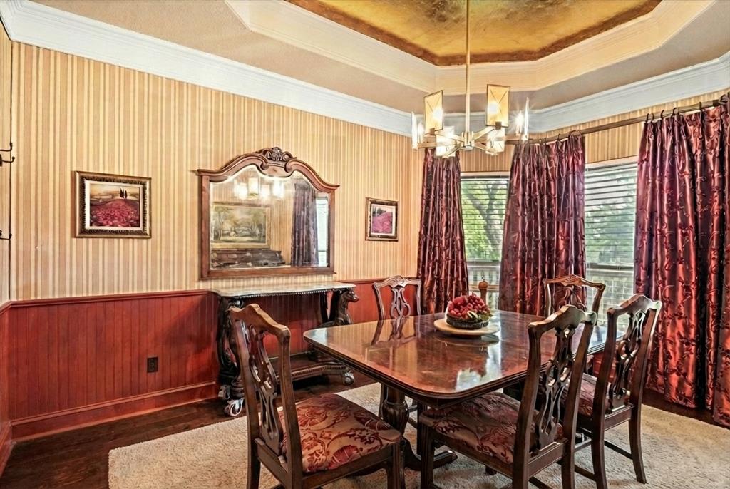 1578 Stainback Road Red Oak, TX 75154 - Photo 11 of 37 a dining room with furniture and window