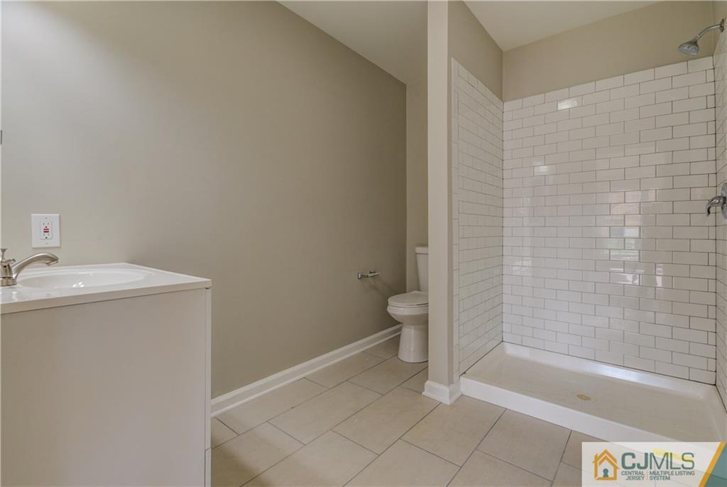 44 Wheeler Road Kendall Park, NJ 08824 - Photo 13 of 25 Gallery Image 13