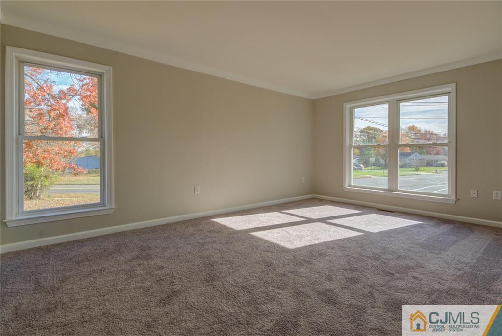 44 Wheeler Road Kendall Park, NJ 08824 - Photo 15 of 25 Gallery Image 15