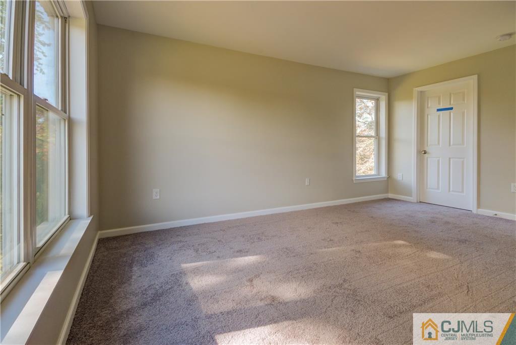 44 Wheeler Road Kendall Park, NJ 08824 - Photo 16 of 25 Gallery Image 16