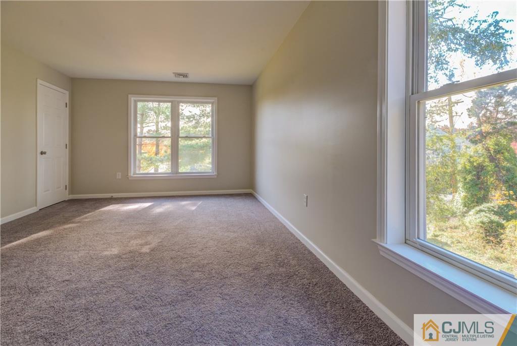 44 Wheeler Road Kendall Park, NJ 08824 - Photo 17 of 25 Gallery Image 17