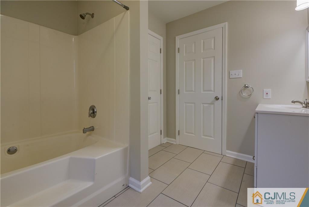 44 Wheeler Road Kendall Park, NJ 08824 - Photo 19 of 25 Gallery Image 19