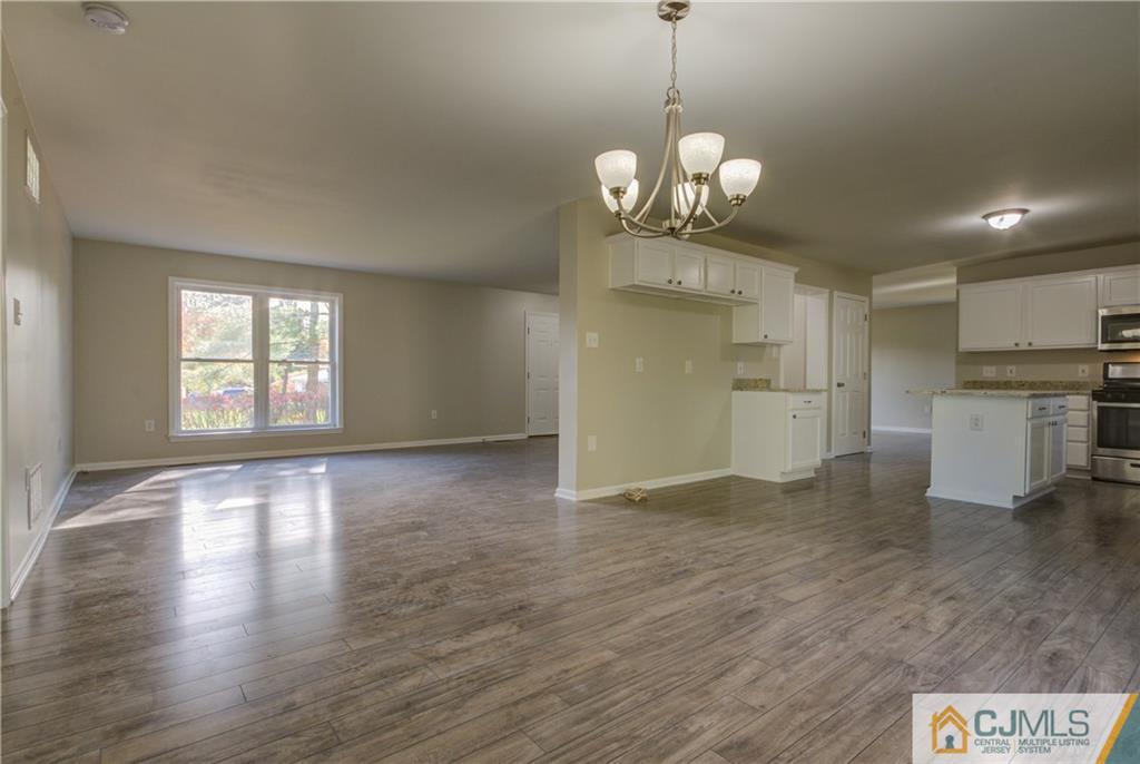 44 Wheeler Road Kendall Park, NJ 08824 - Photo 4 of 25 Gallery Image 4