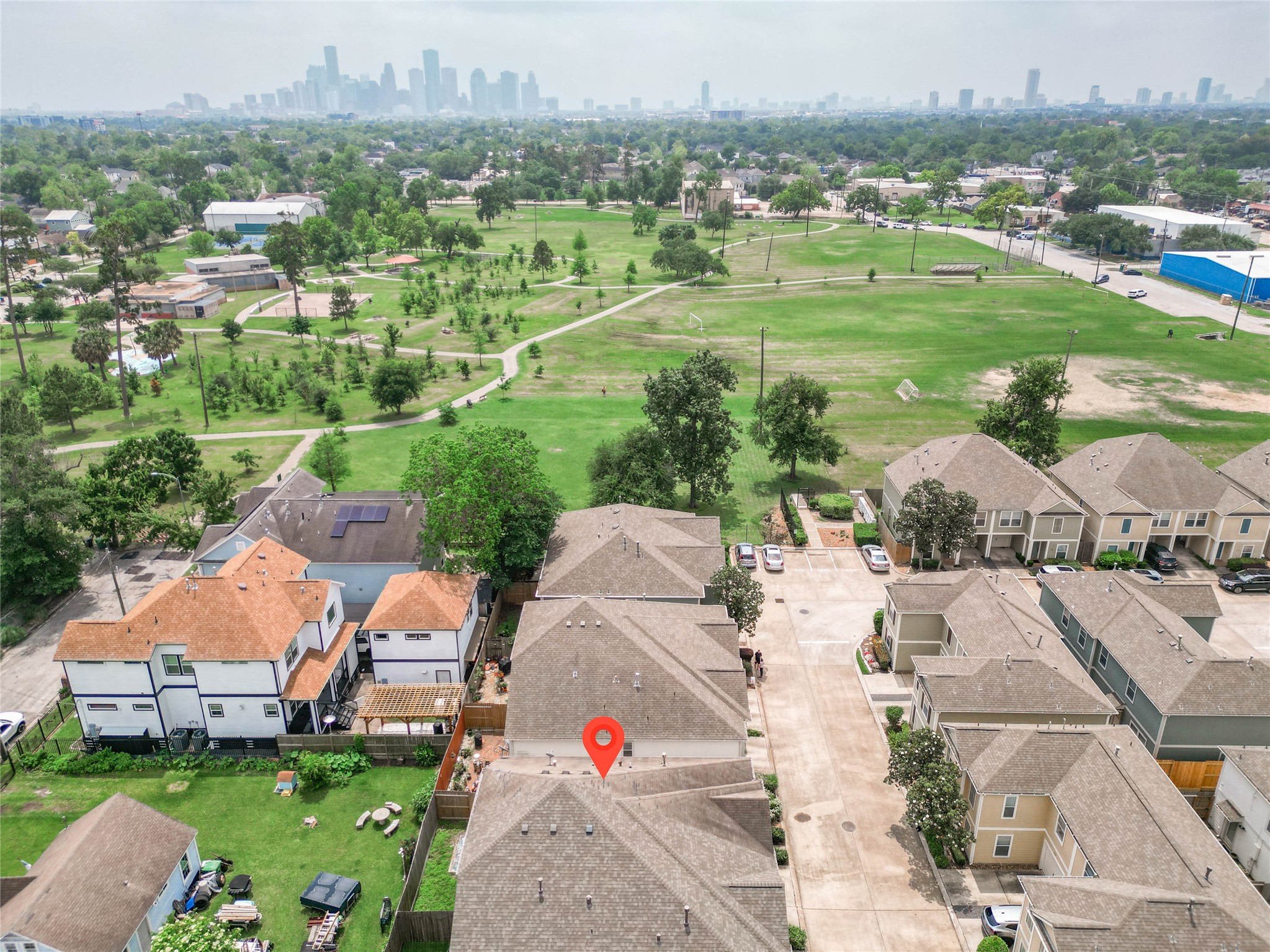1718 Redwing Ridge Drive Houston, TX 77009 - Photo 31 of 44