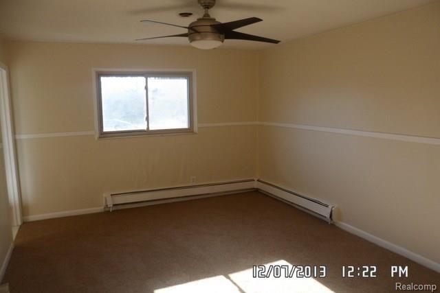 35293 Ash Road New Boston, MI 48164 - Photo 23 of 28 MASTER BEDROOM