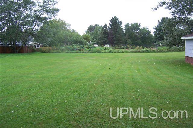 920 Halliday Street L'Anse, MI 49946 - Photo 15 of 17