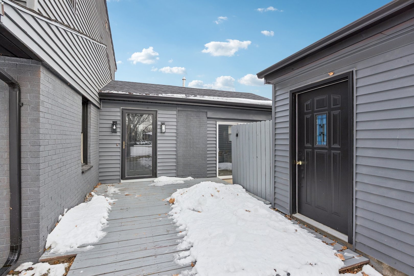 4N327 7th Avenue Addison, IL 60101 - Photo 2 of 49