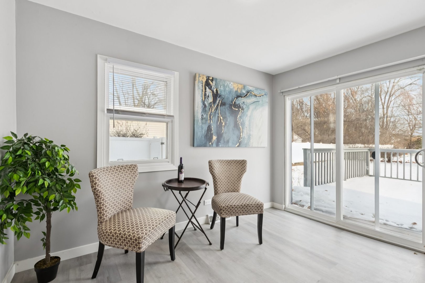 4N327 7th Avenue Addison, IL 60101 - Photo 26 of 49 a living room with furniture and a potted plant
