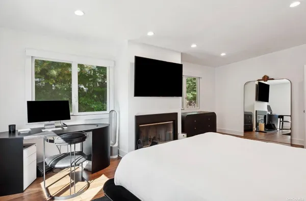 $55,000 | 69 3 Mile Harbor Drive, East Hampton, NY 11937