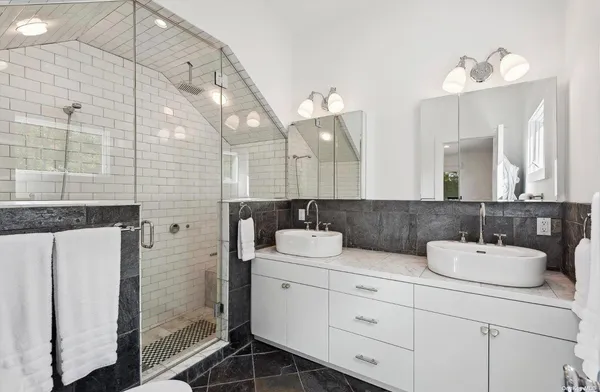 $55,000 | 69 3 Mile Harbor Drive, East Hampton, NY 11937