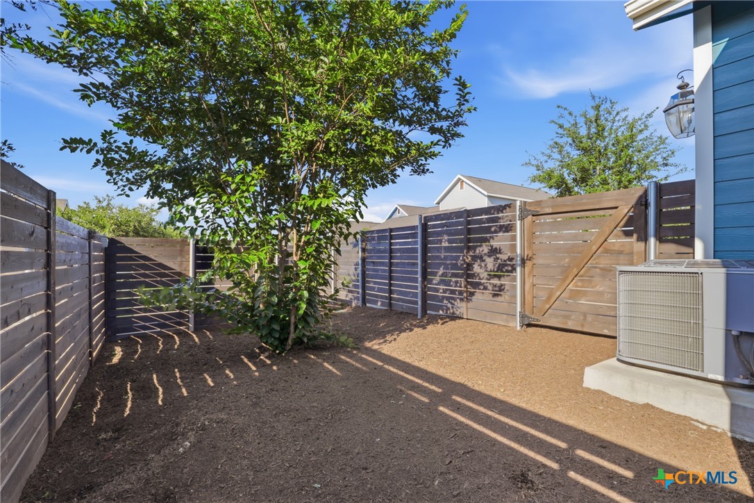 9314 Cattle Baron Path Austin, TX 78747 - Photo 29 of 35
