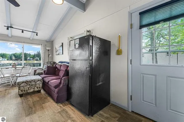 $262,500 | 9301 East 50 Road, Cadillac, MI 49601