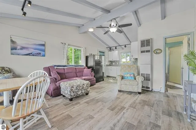 $262,500 | 9301 East 50 Road, Cadillac, MI 49601