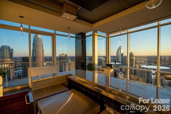 $2,464 | 215 North Pine Street, Unit A7, Charlotte, NC 28202