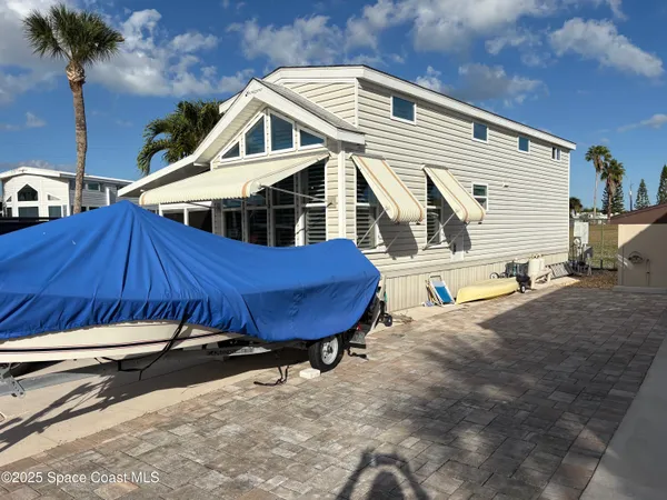 $349,900 | 3192 Dockside Lane, Unit 30, Melbourne Beach, FL 32951