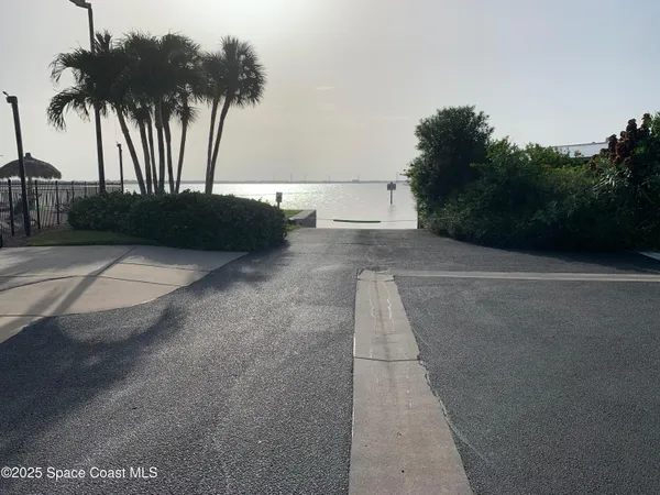 $349,900 | 3192 Dockside Lane, Unit 30, Melbourne Beach, FL 32951