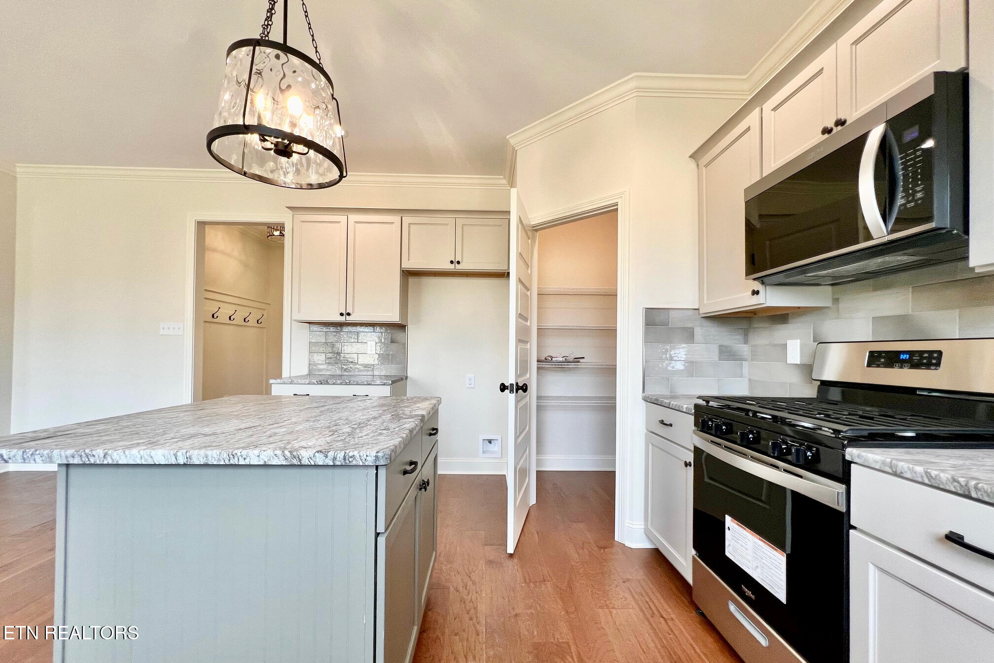 1209 Madison Oaks Road Knoxville, TN 37924 - Photo 18 of 37 IMG_6868