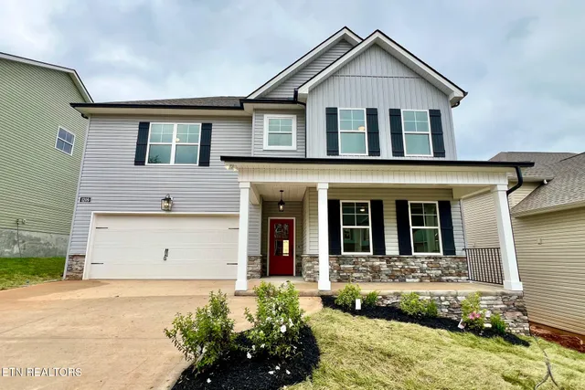 $467,900 | 1209 Madison Oaks Road, Knoxville, TN 37924