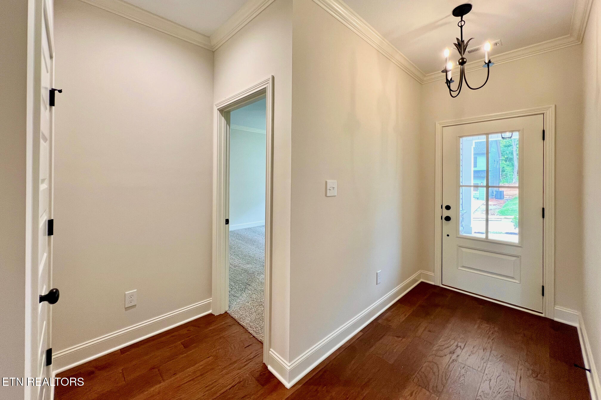 1209 Madison Oaks Road Knoxville, TN 37924 - Photo 4 of 37 IMG_6836