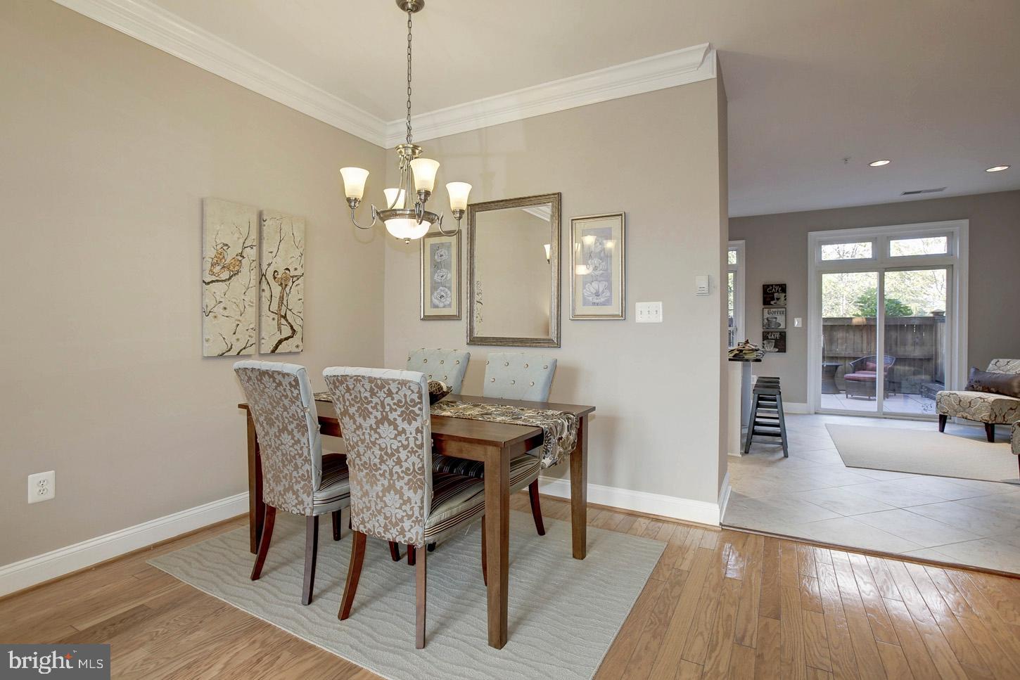 1509 Portner Road Alexandria, VA 22314 - Photo 4 of 33 Dining Room