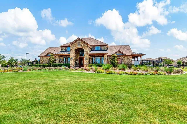 $2,500 | 183 Balfour Drive, Fate, TX 75189