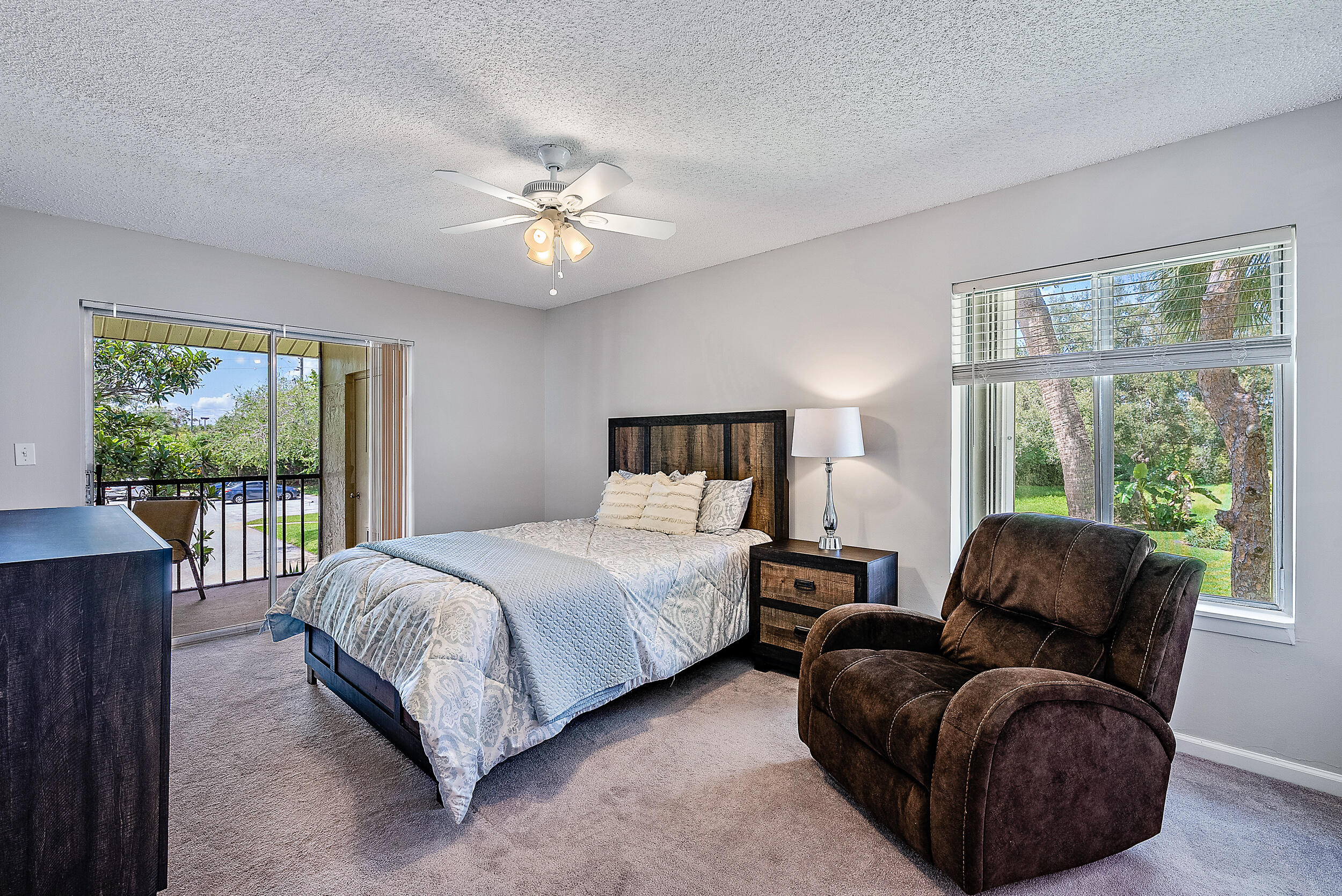 6559 Chasewood Drive, Unit E Jupiter, FL 33458 - Photo 13 of 26 Primary