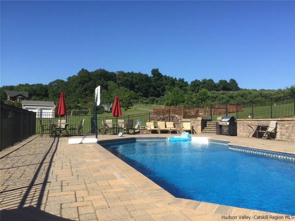 13 Anderson Road Gardiner, NY 12525 - Photo 5 of 35 Salt Water In-Ground Pool