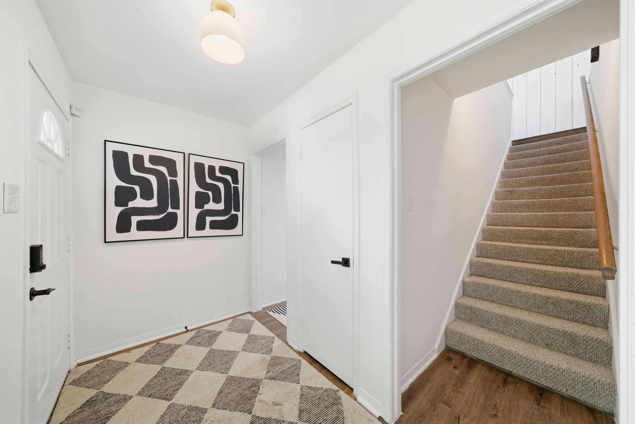 24 Lakeview Village Conroe, TX 77356 - Photo 4 of 25