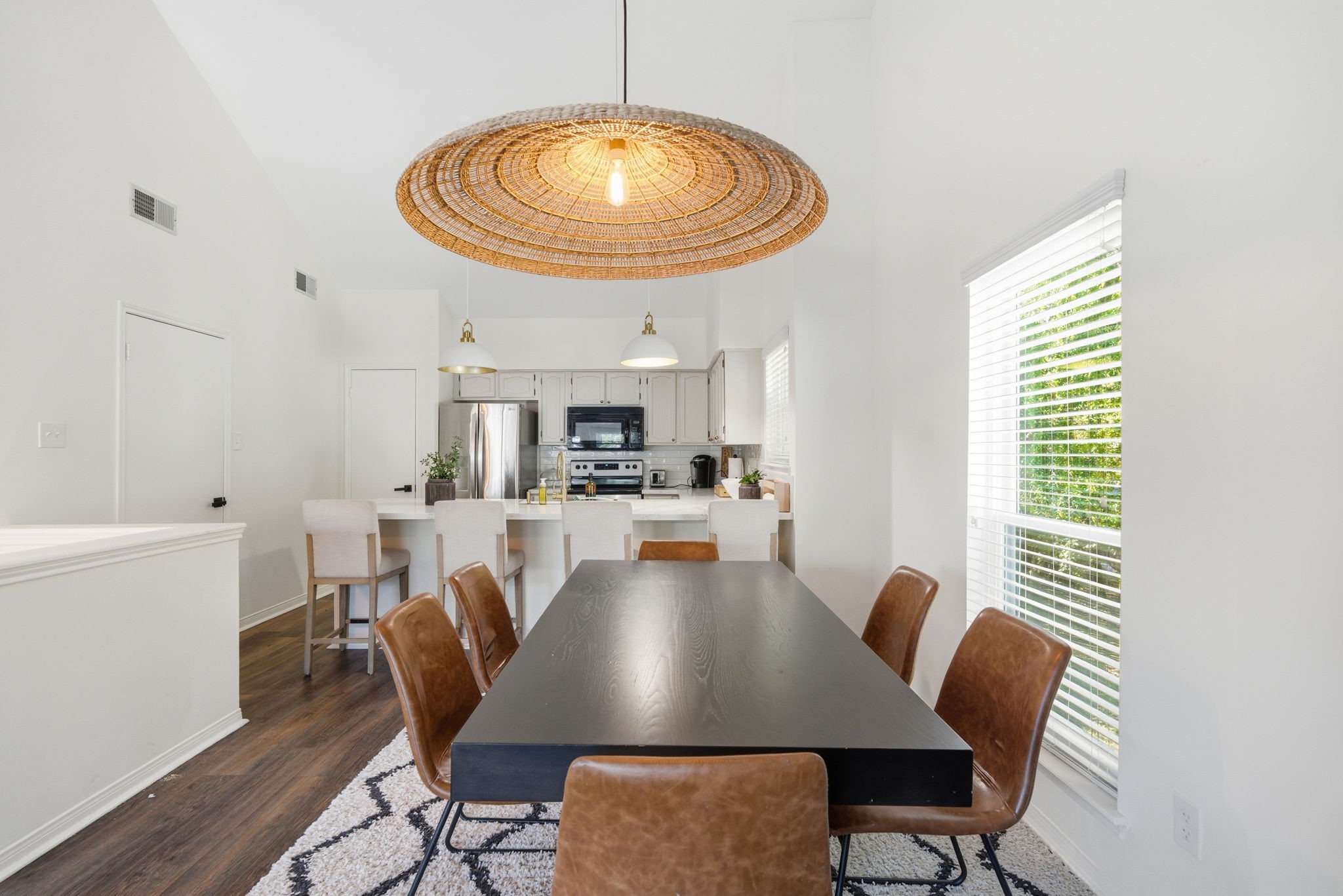 24 Lakeview Village Conroe, TX 77356 - Photo 9 of 25