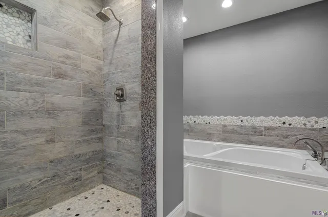 $295,000 | 18210 Cooper Street, Port Vincent, LA 70726