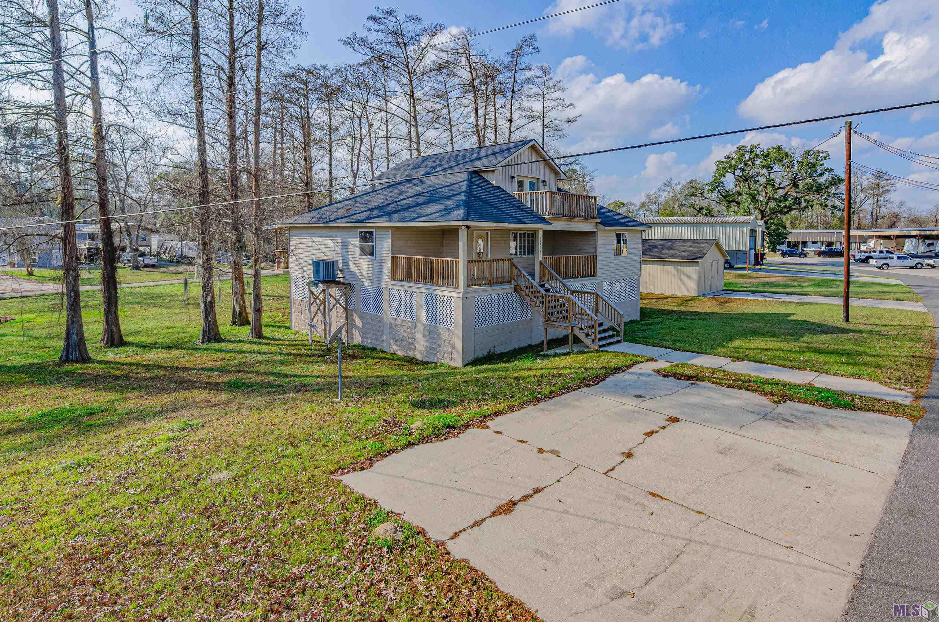 18210 Cooper Street Port Vincent, LA 70726 - Photo 5 of 36