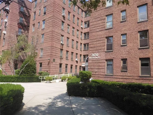 $215,000 | 2170 Brigham Street, Unit 4C | Sheepshead Bay