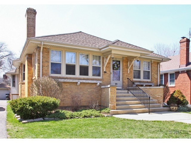 132 South Merrill Street Park Ridge, IL 60068 - Photo 1 of 25