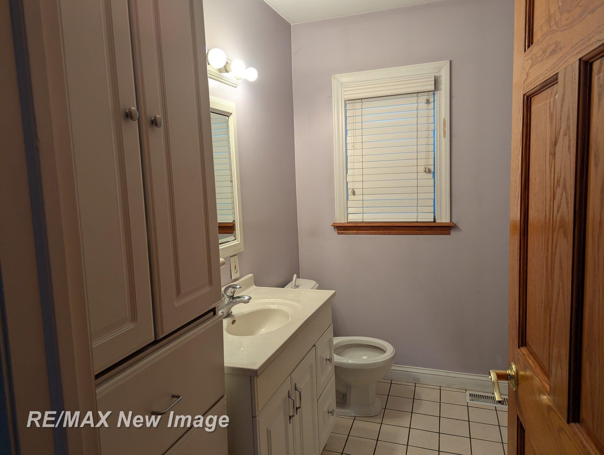 2385 McCarty Road Saginaw, MI 48603 - Photo 10 of 49 Gallery Image 10