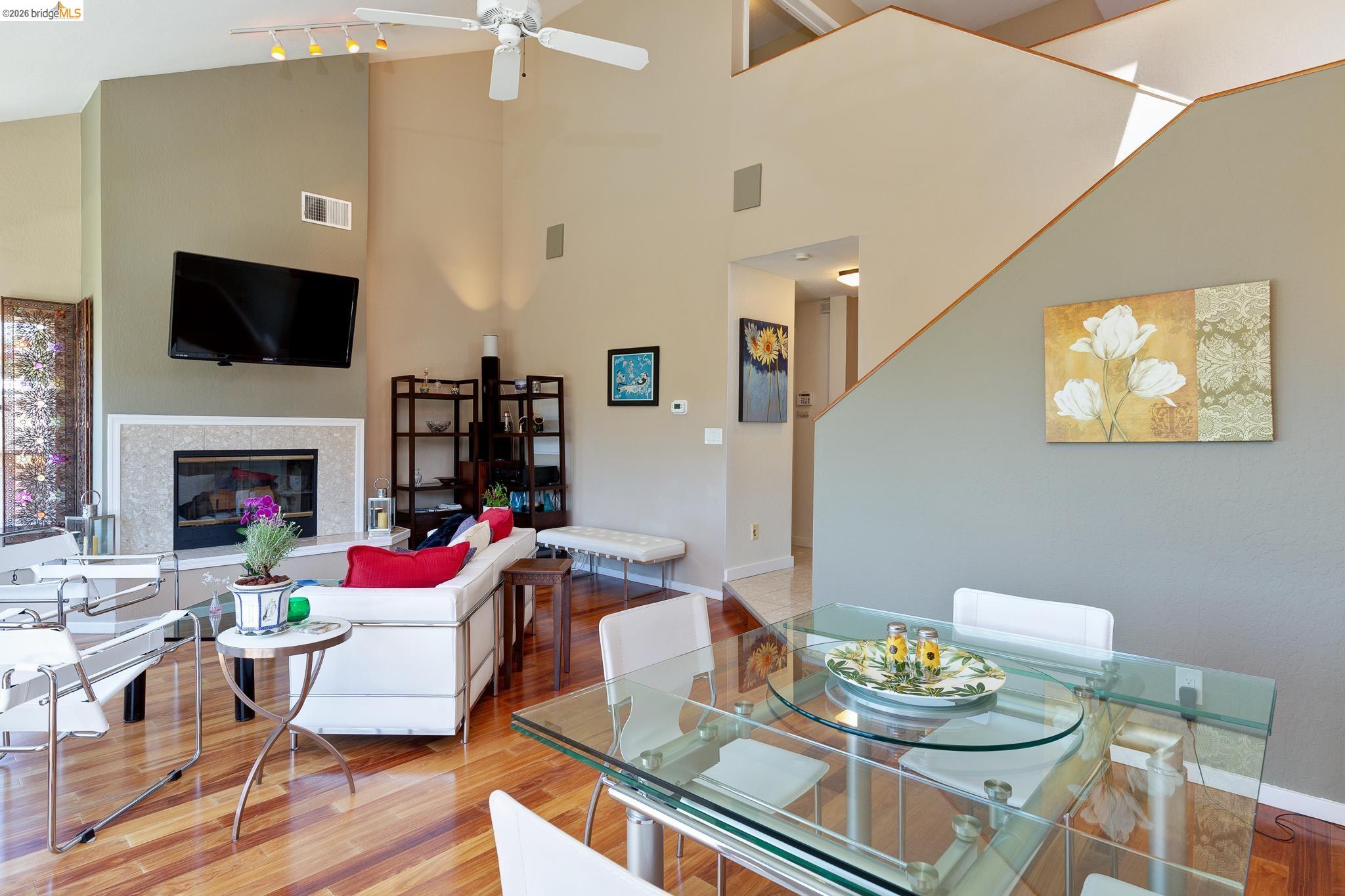 10353 Royal Oak Road Oakland, CA 94605 - Photo 15 of 54