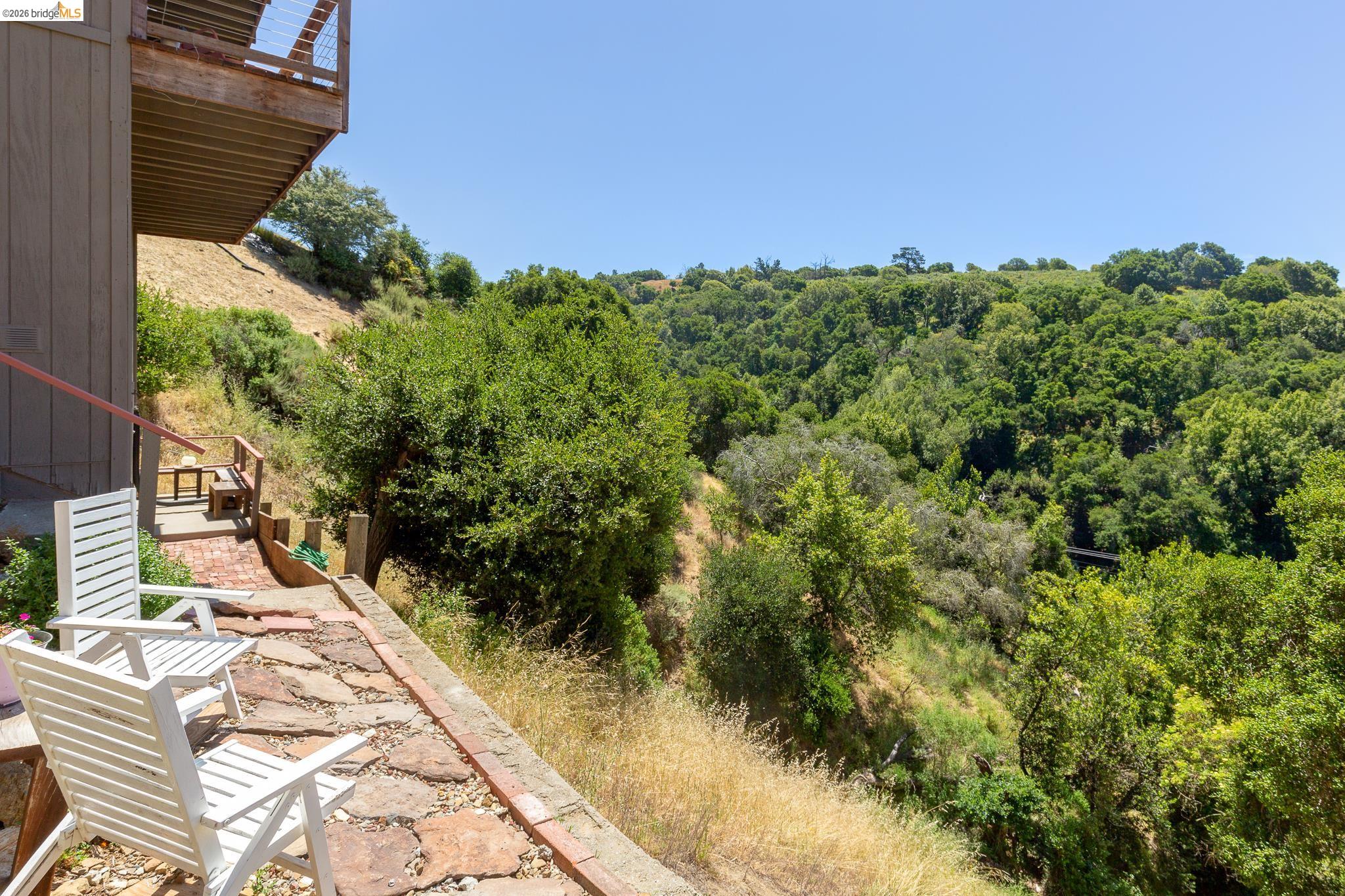 10353 Royal Oak Road Oakland, CA 94605 - Photo 44 of 54
