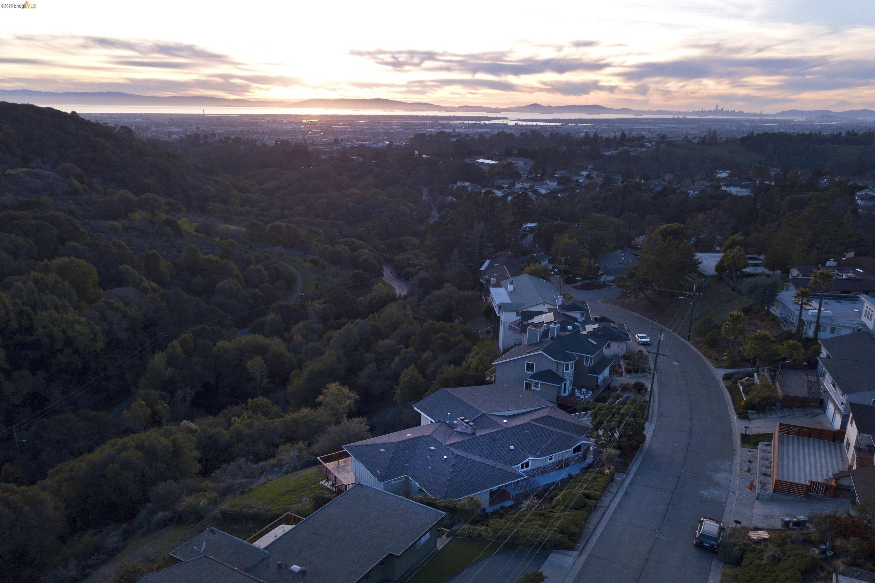 10353 Royal Oak Road Oakland, CA 94605 - Photo 53 of 54