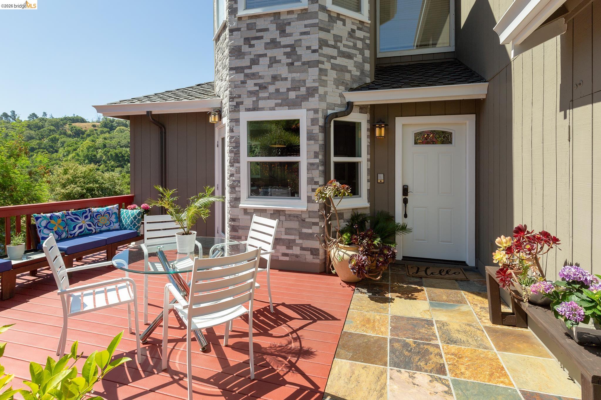 10353 Royal Oak Road Oakland, CA 94605 - Photo 7 of 54