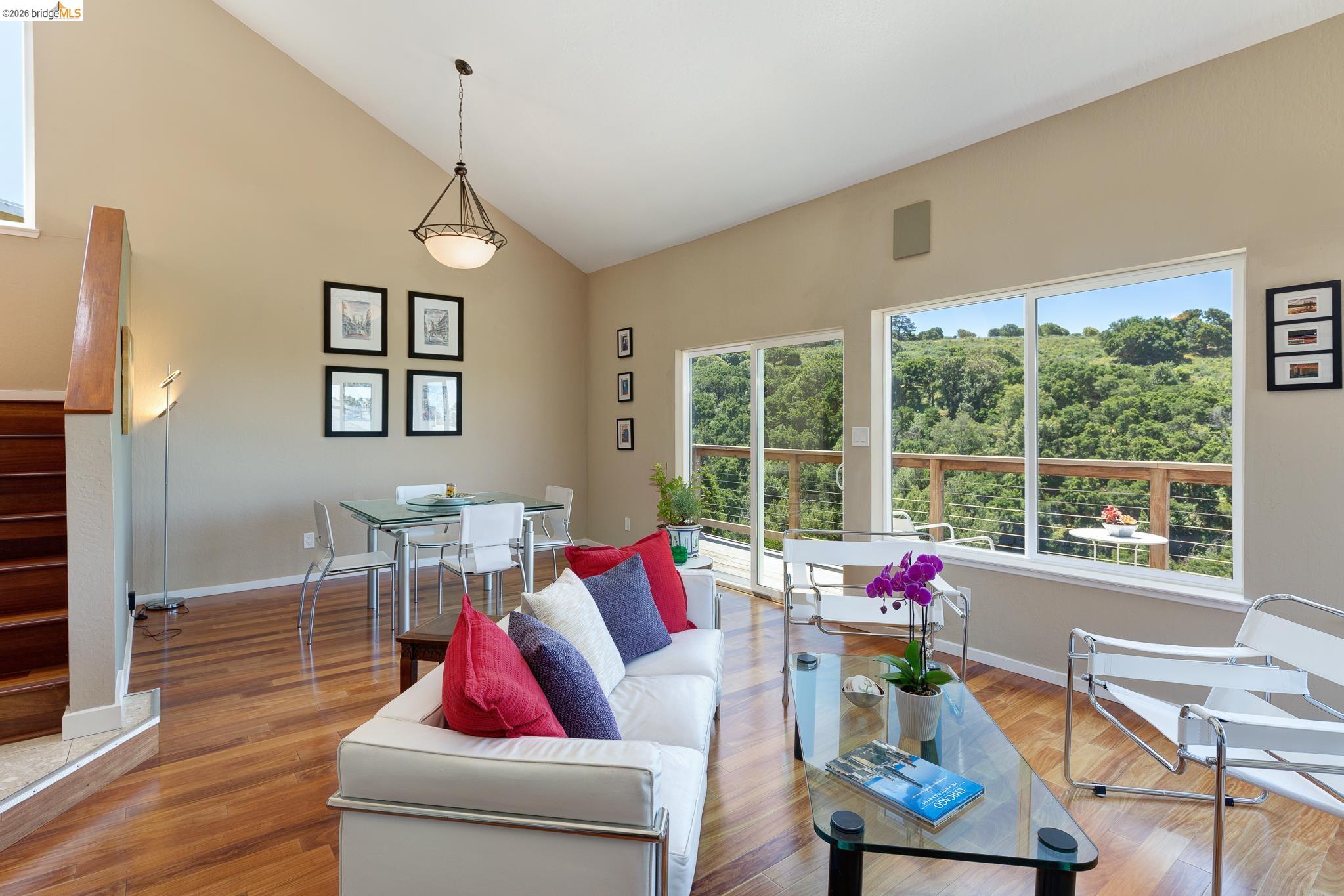 10353 Royal Oak Road Oakland, CA 94605 - Photo 10 of 54